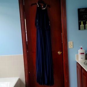 Ladies Long Maxie Dress